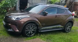 Toyota C-HR 2018 Brown