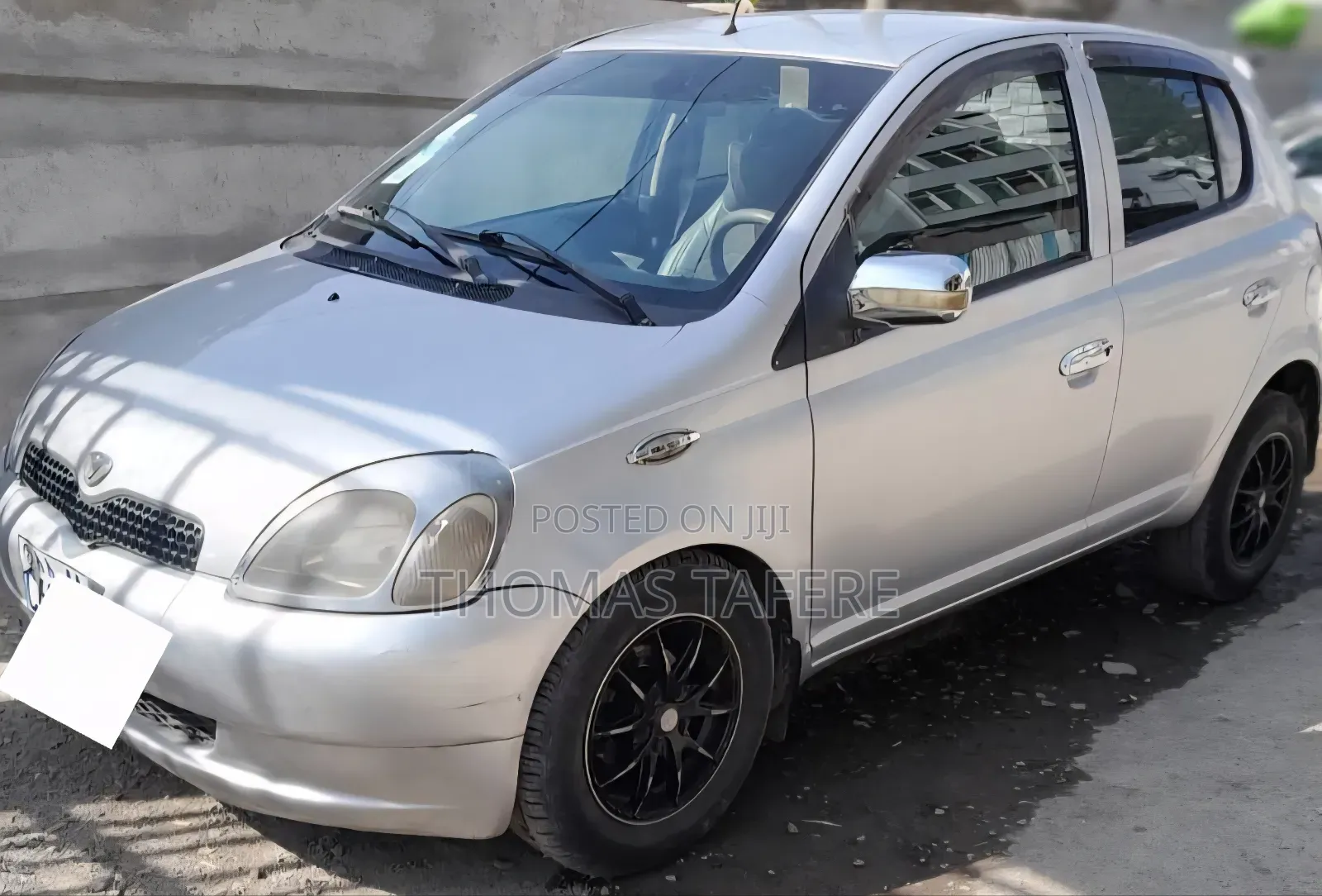 Toyota Vitz 2001 Silver