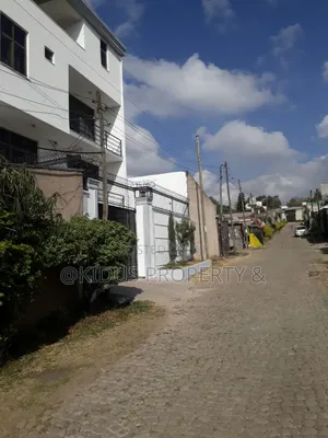 8bdrm Penthouse in Nasswe Real State, Nifas Silk-Lafto for sale