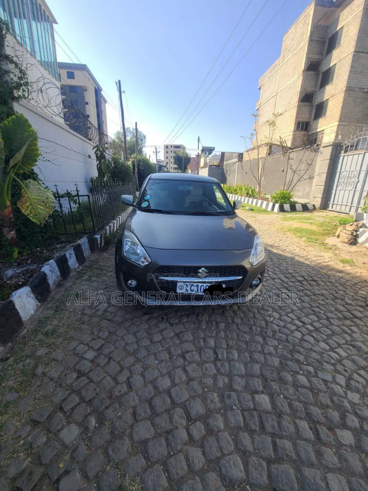 Suzuki Swift 2022 Gray