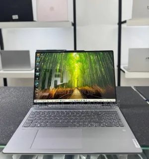 New Laptop Lenovo Yoga 330 16GB AMD Ryzen 5 SSD 512GB