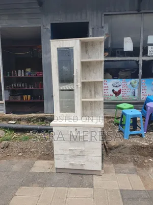 Dressing, Kosmo Maskemecha