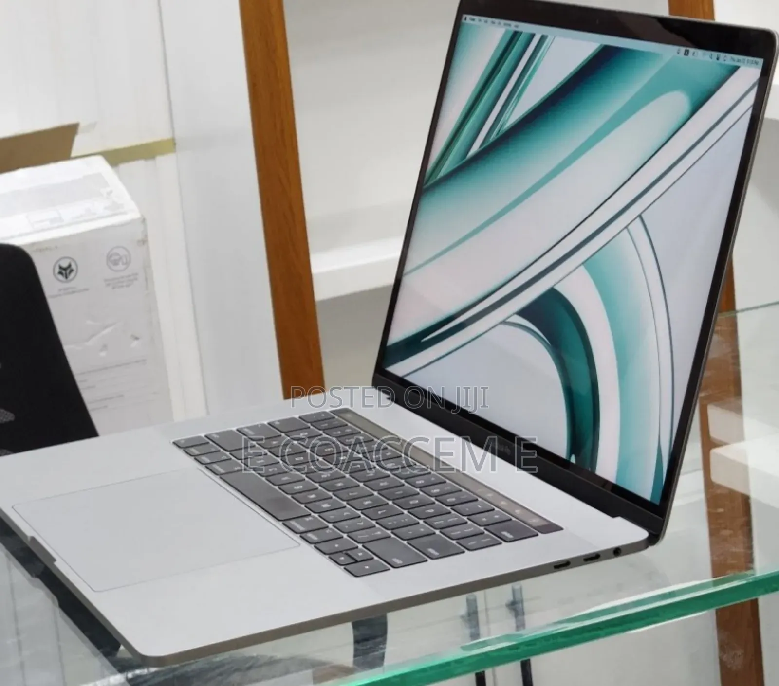 New Laptop Apple MacBook 16GB Intel Core I7 SSD 512GB