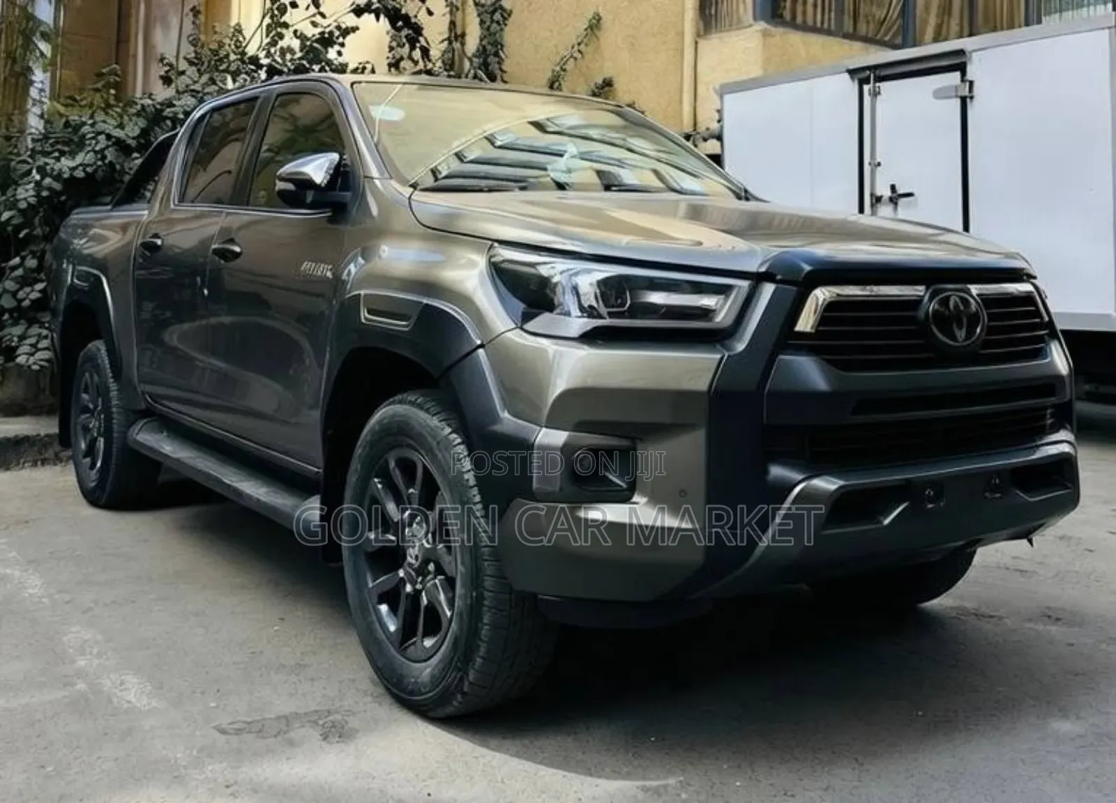 Toyota Hilux 2021 Gray