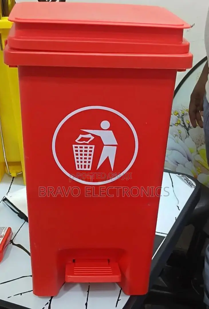20l Garbage / Trash Can – Compact, Durable Hygienic!