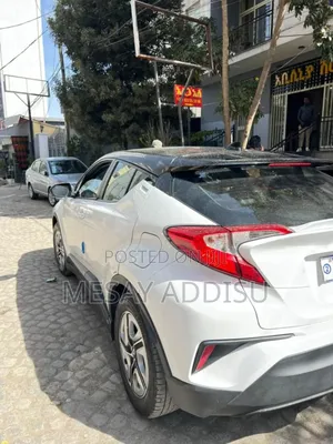 Toyota C-HR 2022 White