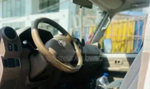 Toyota Land Cruiser 2014 White