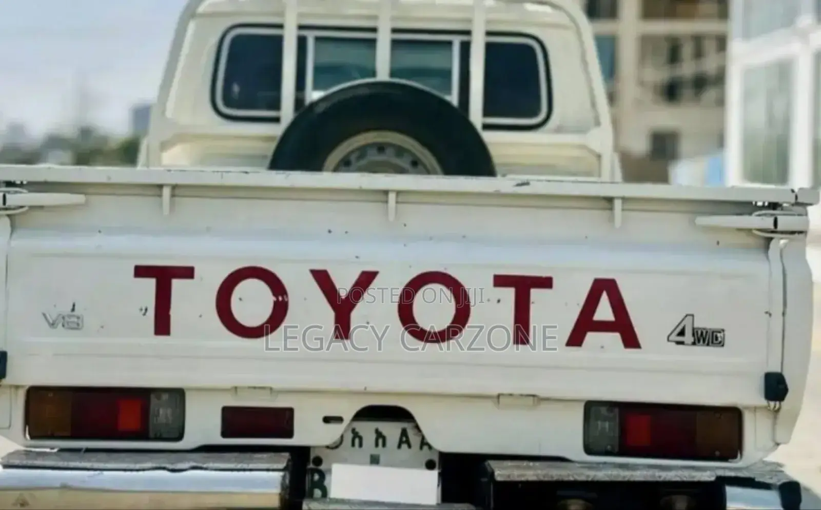 Toyota Land Cruiser 2014 White