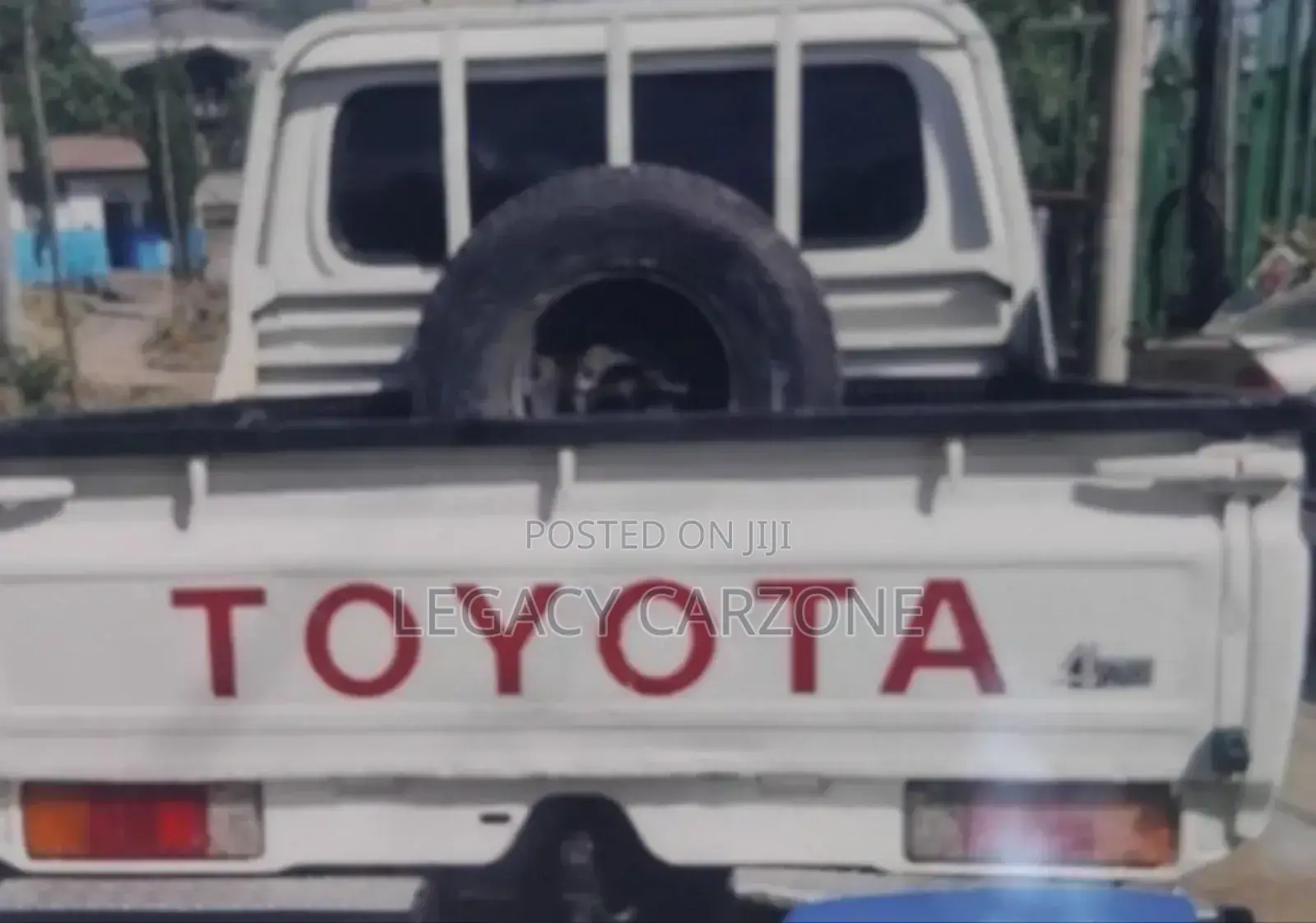 Toyota Land Cruiser 2019 White