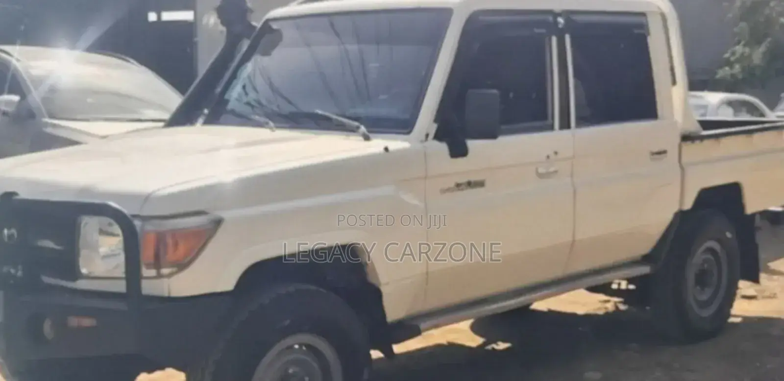 Toyota Land Cruiser 2019 White