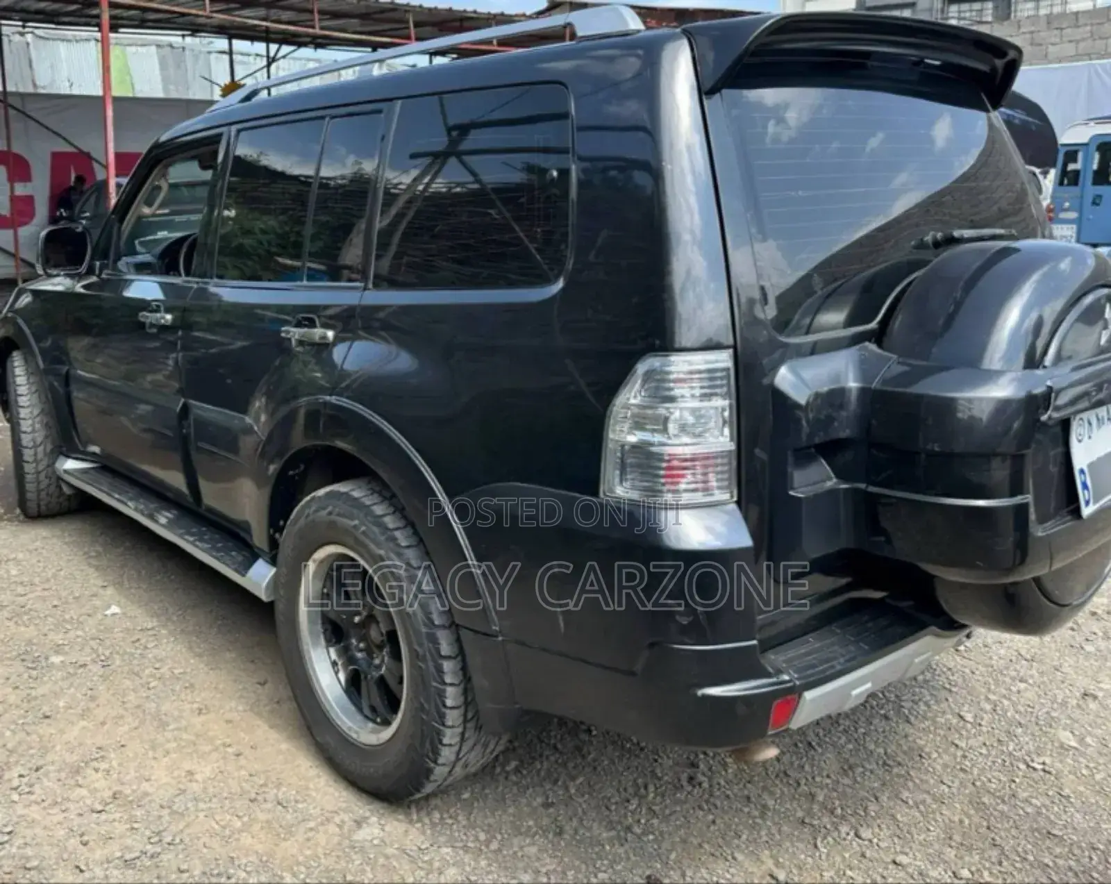 Mitsubishi Pajero 2009 Blue