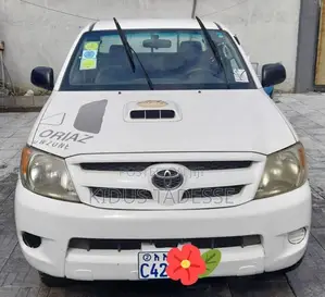 Toyota Hilux 2008 White