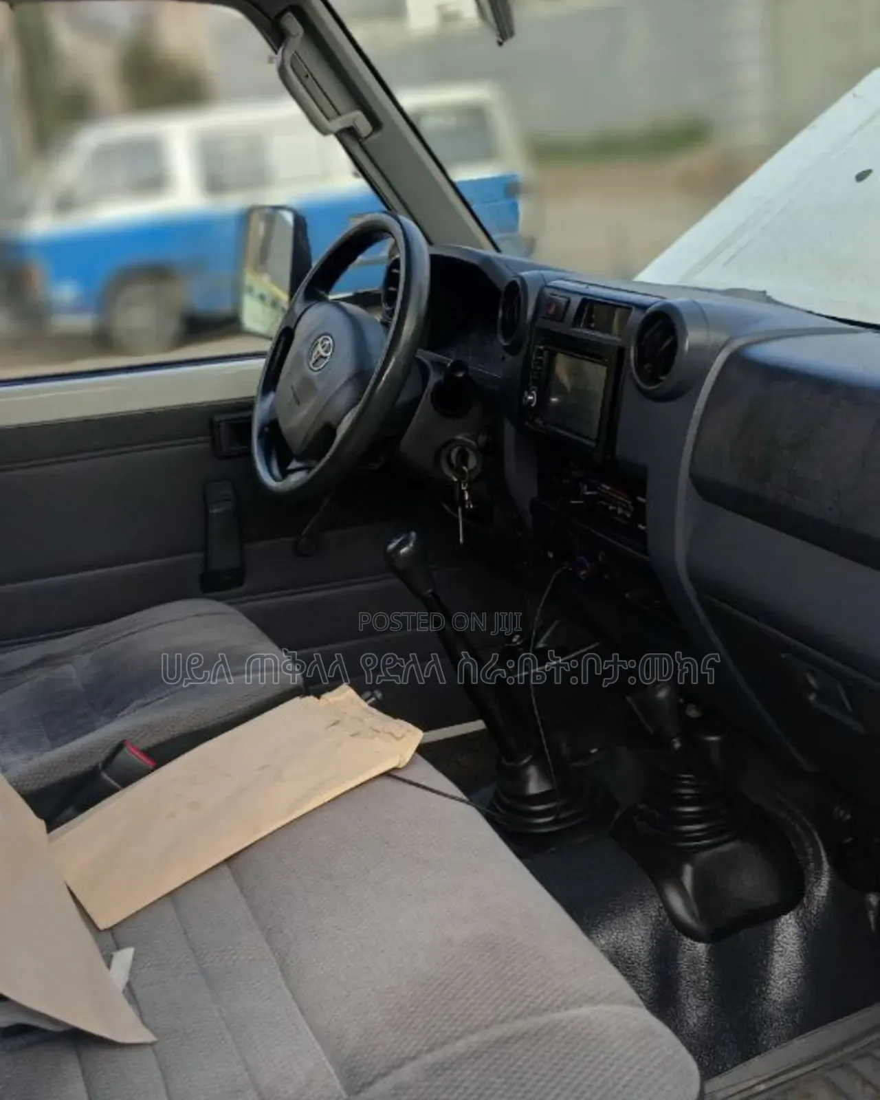 Toyota Land Cruiser 2016 White