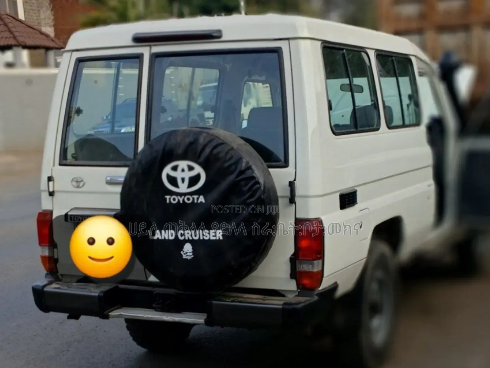 Toyota Land Cruiser 2016 White