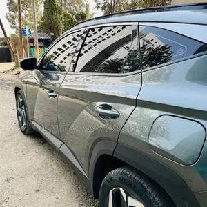 Hyundai Tucson 2022 Green
