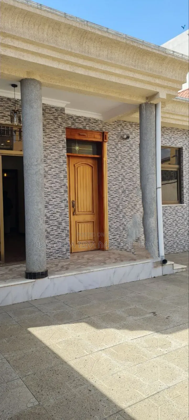 Furnished 4bdrm Villa in Ayat Area Ideal, Yeka for sale