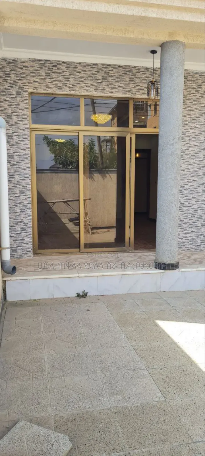 Furnished 4bdrm Villa in Ayat Area Ideal, Yeka for sale