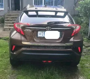 Toyota C-HR 2018 Burgundy