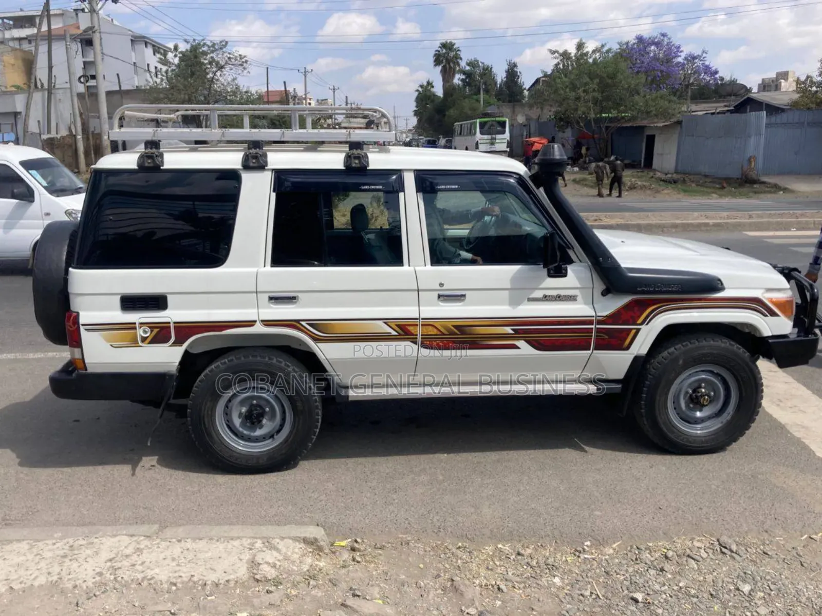 Toyota Land Cruiser 2018 White