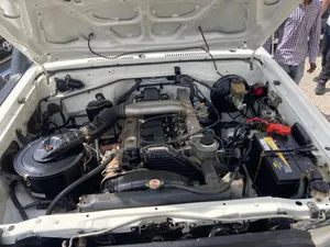 Toyota Land Cruiser 2018 White