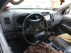 Toyota Hilux 2007 Black