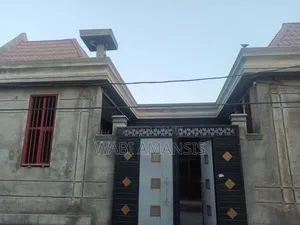 6bdrm House in Dukam, East Shewa for sale
