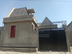 6bdrm House in Dukam, East Shewa for sale