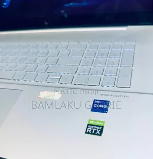 New Laptop HP Envy 17 32GB Intel Core i7 SSD 512GB