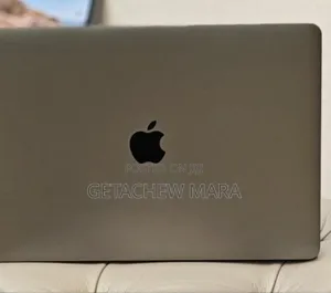 New Laptop Apple MacBook Pro 2019 16GB Intel Core I7 SSD 1T