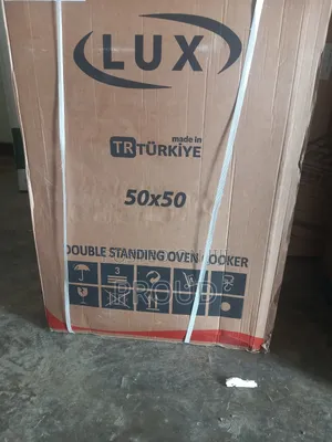 Lux 60x60 Oven