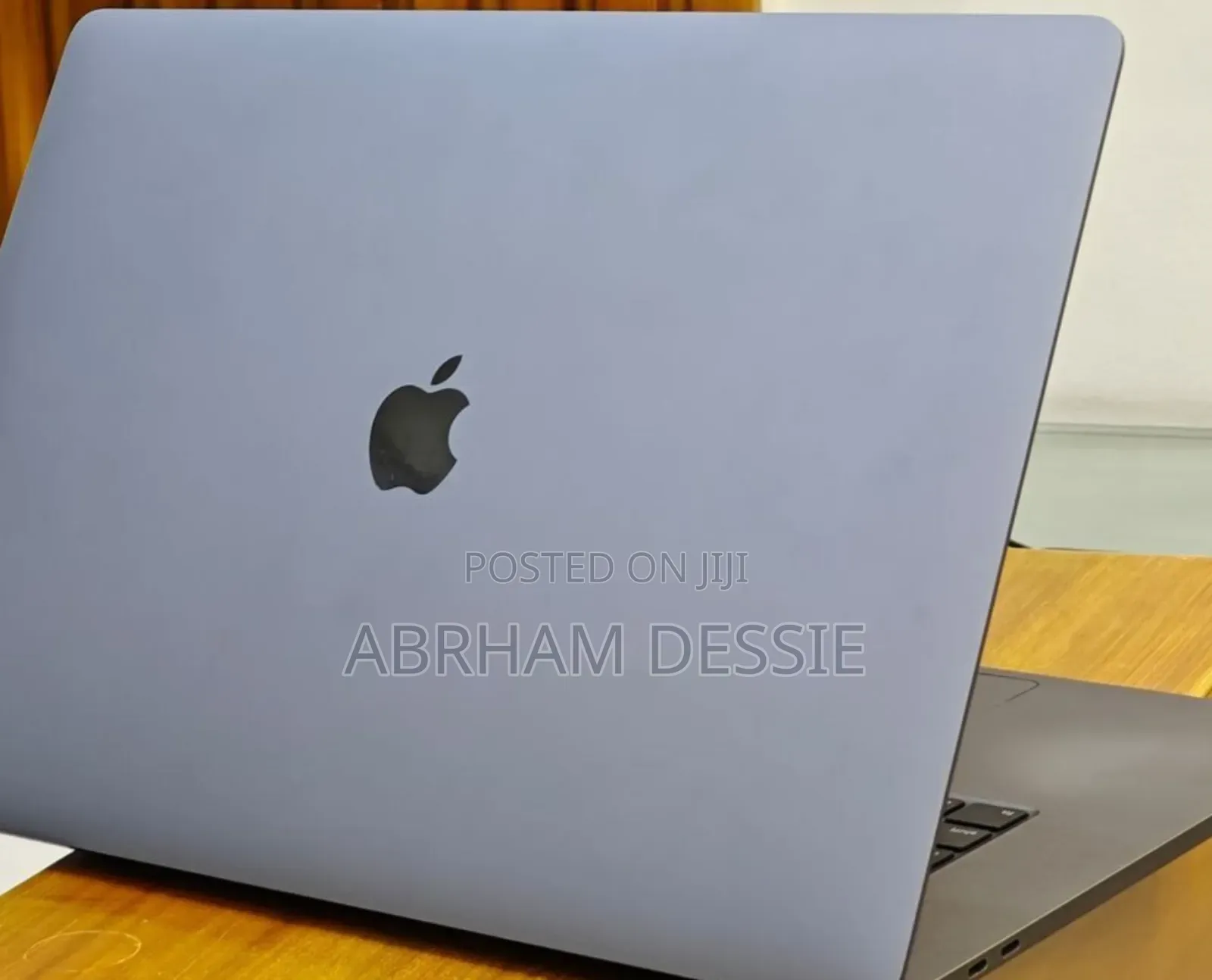 New Laptop Apple MacBook Pro 2019 16GB Intel Core I7 SSD 512GB