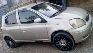 Toyota Vitz 2002 Beige