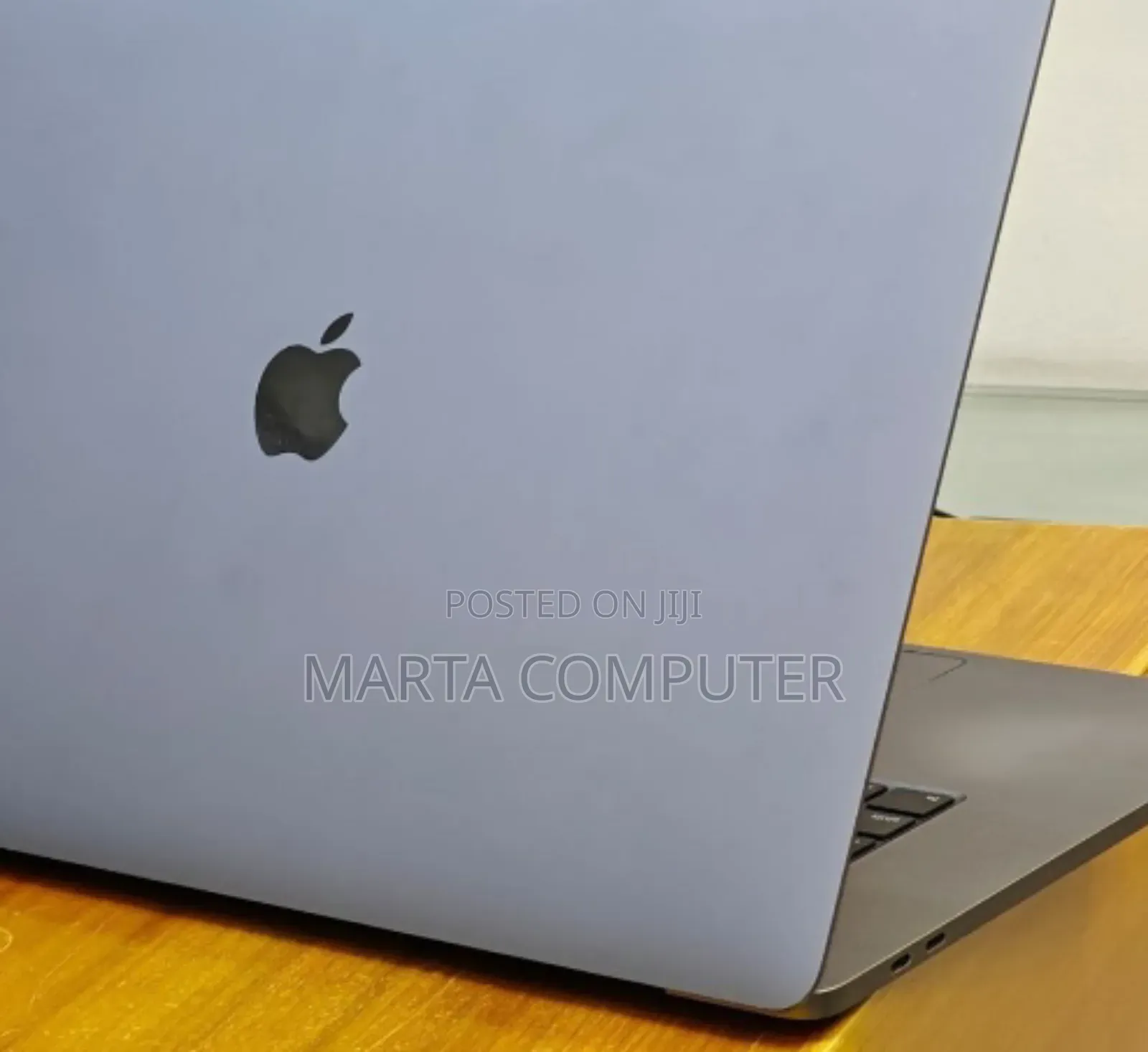 New Laptop Apple MacBook Pro 2019 16GB Intel Core I7 SSD 512GB