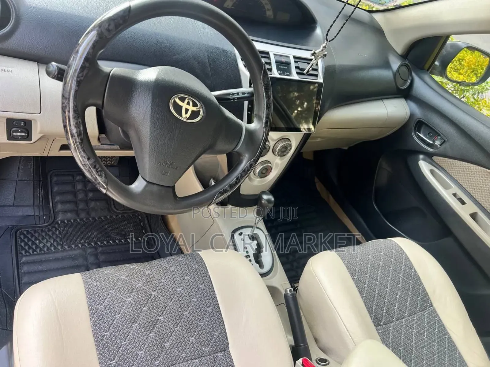 Toyota Yaris 2008 Gray