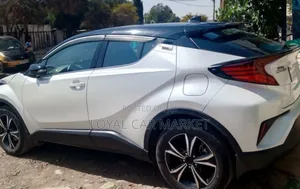 Toyota C-HR 2022 White