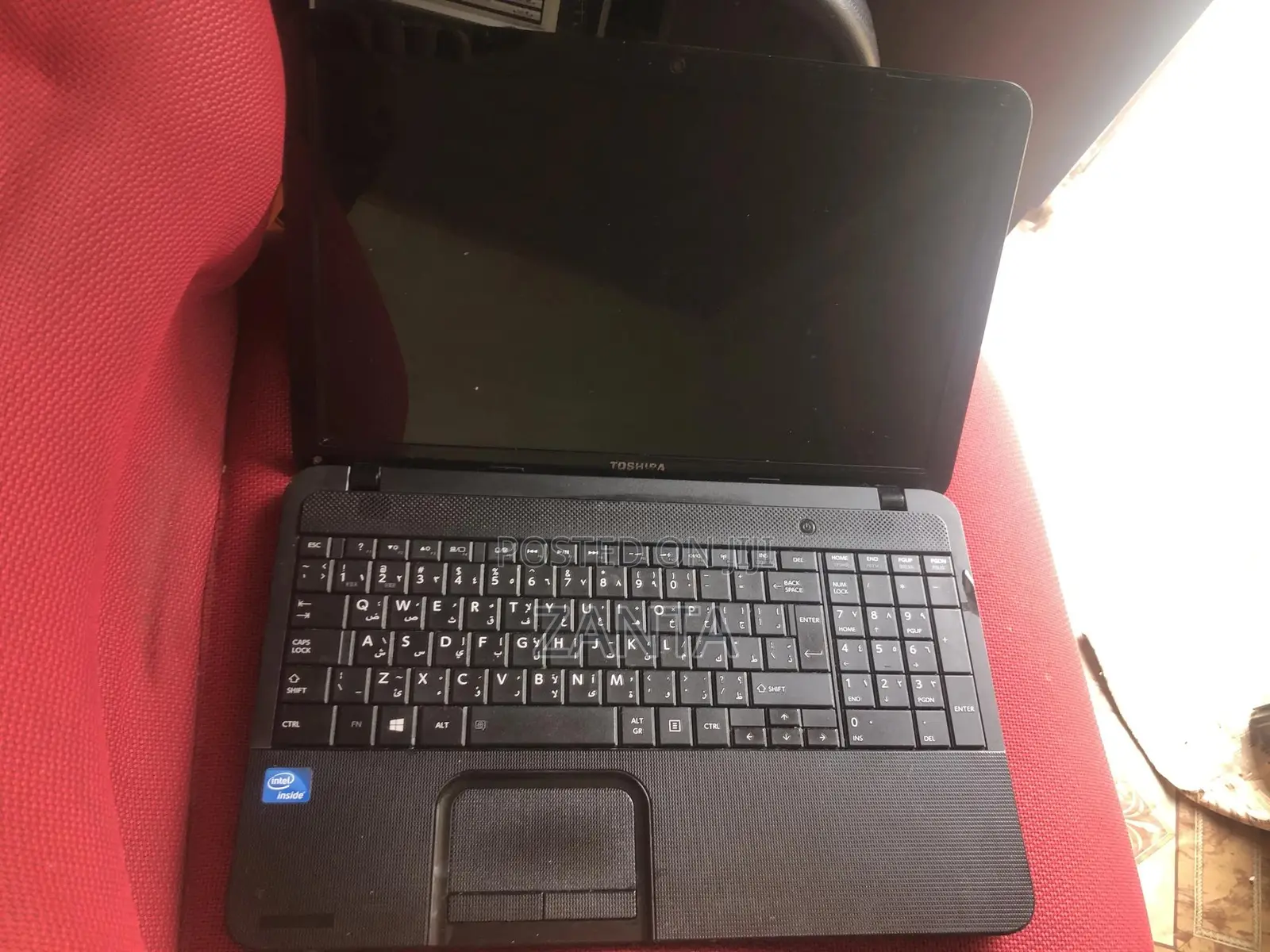 Laptop Toshiba Satellite C855 4GB AMD Ryzen 5 SSD 500GB