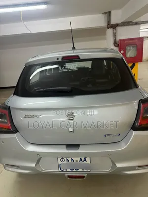 Suzuki Swift 2024 Gray