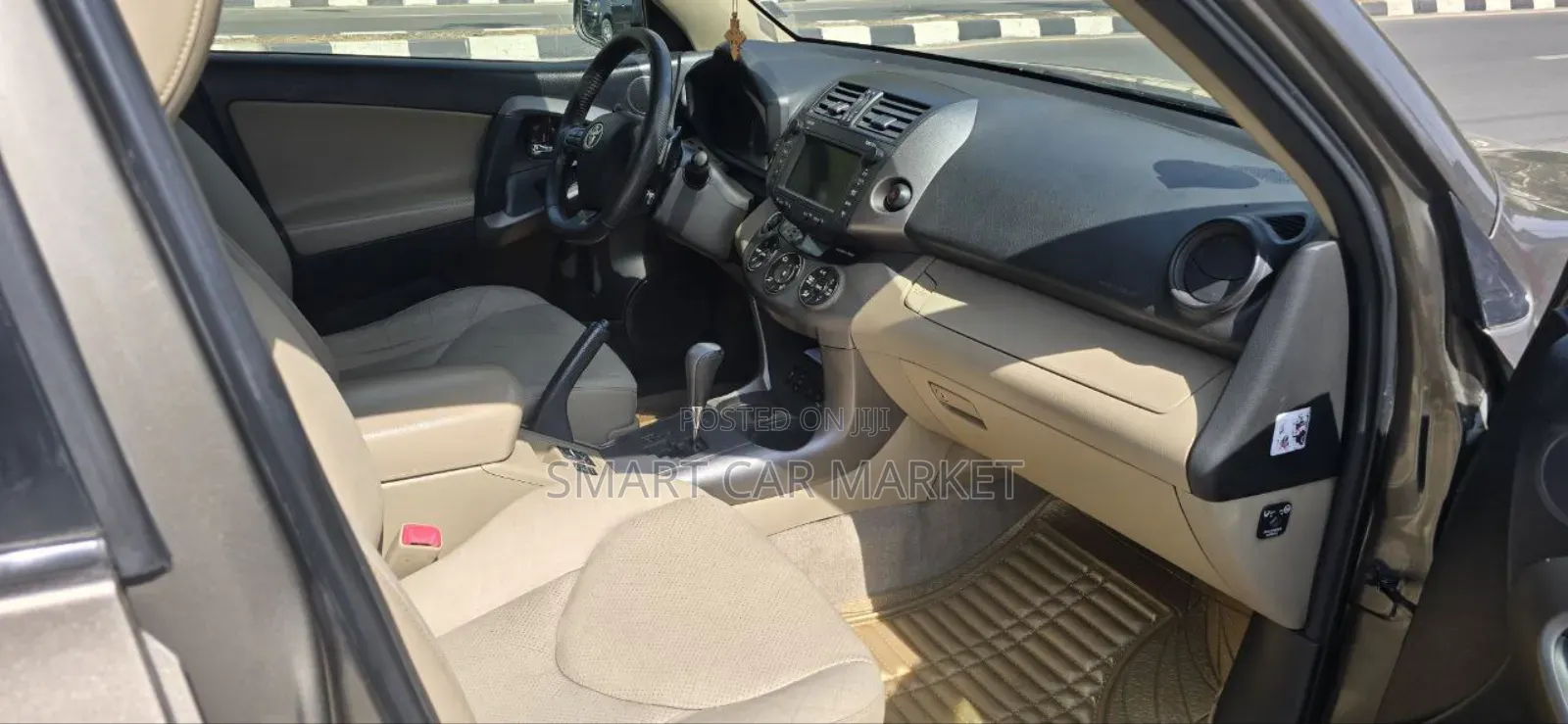 Toyota RAV4 2012 Brown