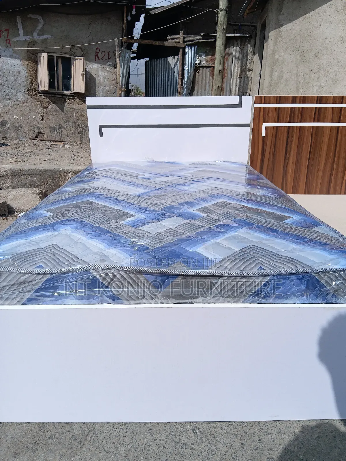 1.20 Meter Laminet Bed (ላሚኔት አልጋ) ከ ፍራሽ ጋር