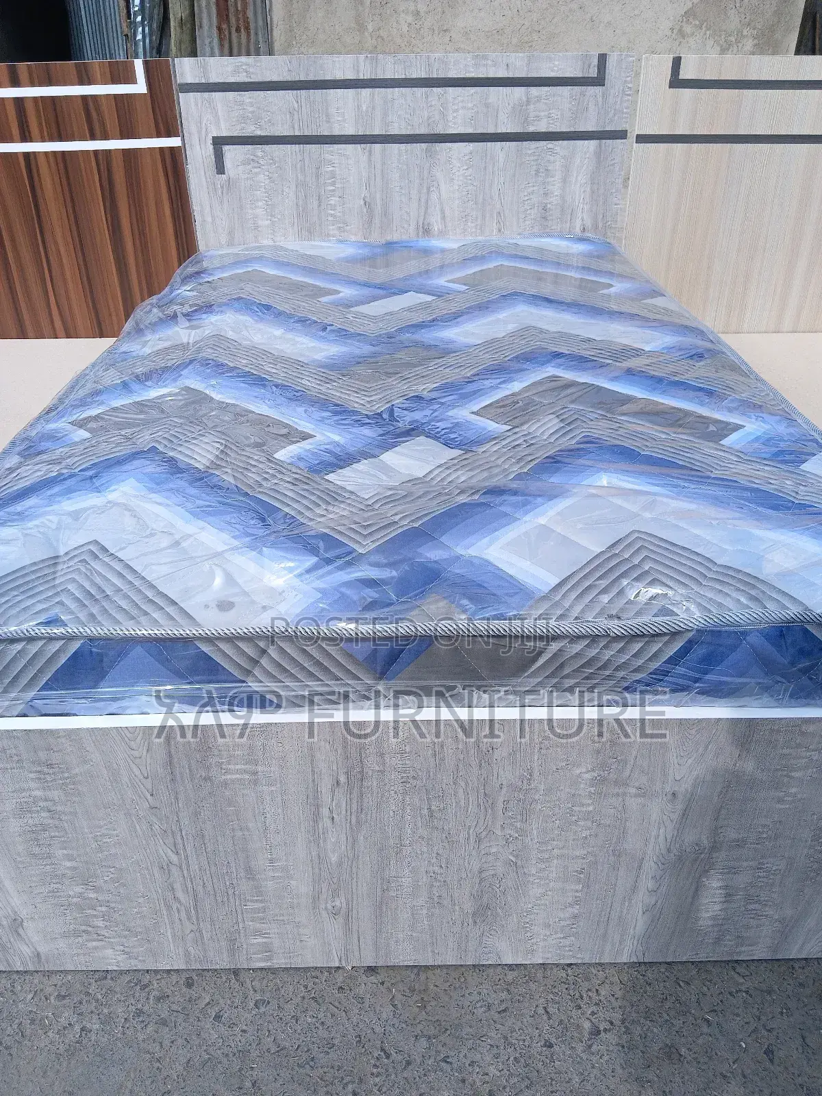 1.20 Meter Laminet Bed (ላሚኔት አልጋ) ከ ፍራሽ ጋር