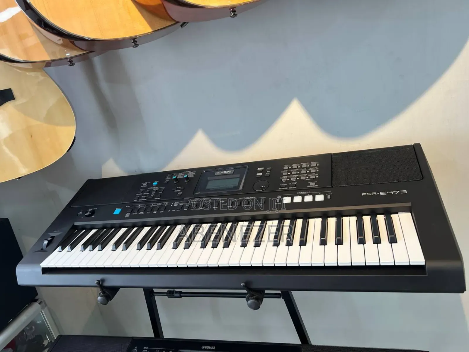 Yamaha PSR E473 Keyboard