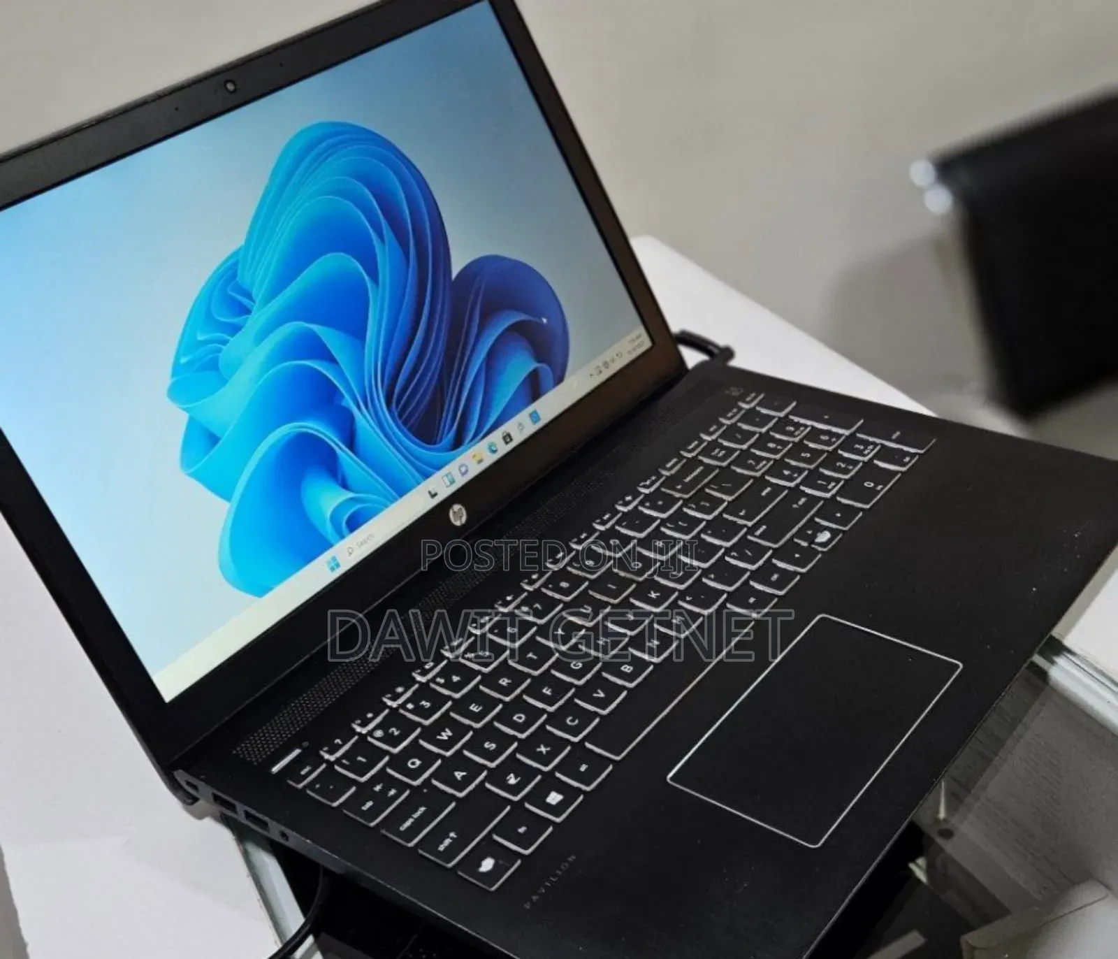 New Laptop HP Pavilion 15 16GB Intel Core I7 SSD 256GB