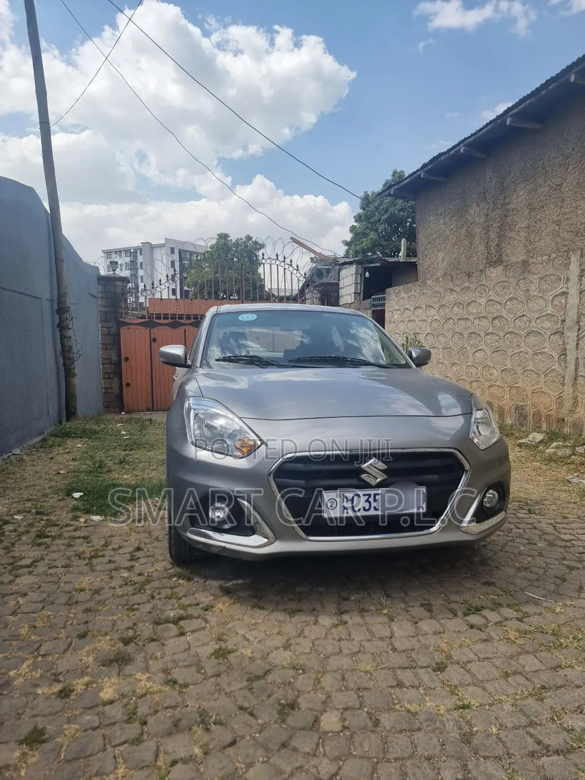 Suzuki Dzire 2023 Silver