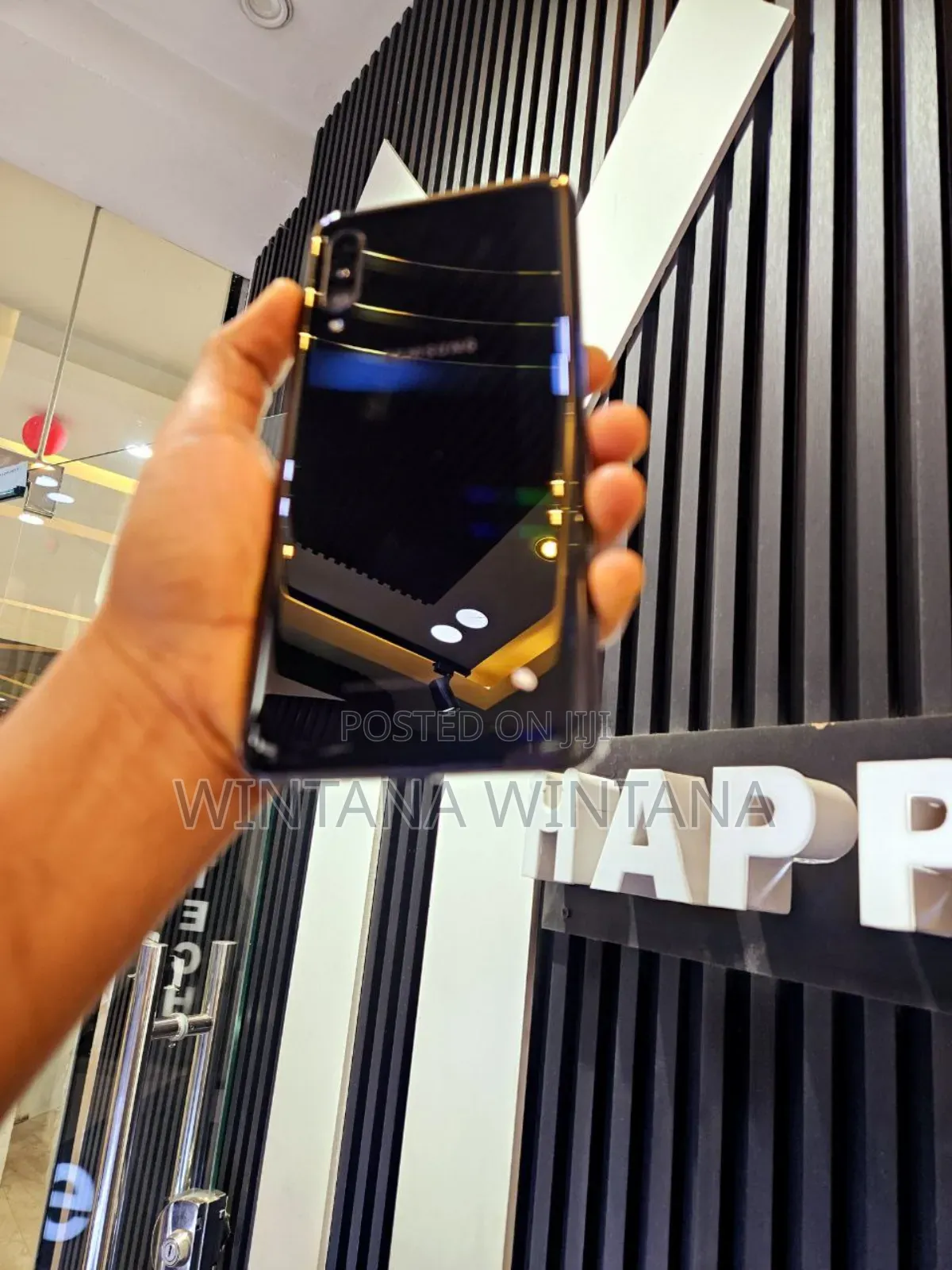 New Samsung Galaxy A90 5G 128 GB Black