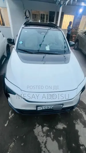 Toyota bZ4X 2023 White