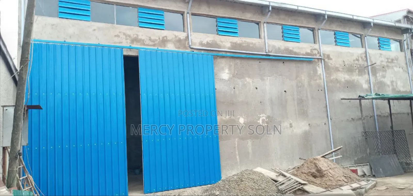 Warehouse for Rent Kera ( የሚከራይ መጋዘን ቄራ አዲስ አበባ ኤሌክትሪክ 3phase ያለው)