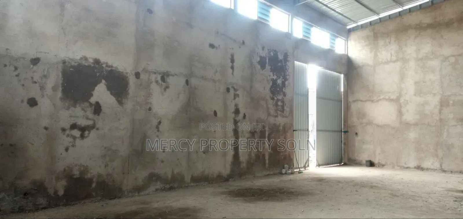 Warehouse for Rent Kera ( የሚከራይ መጋዘን ቄራ አዲስ አበባ ኤሌክትሪክ 3phase ያለው)
