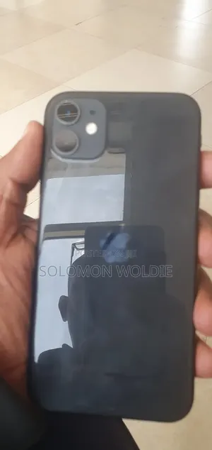 Apple iPhone 11 64 GB Black