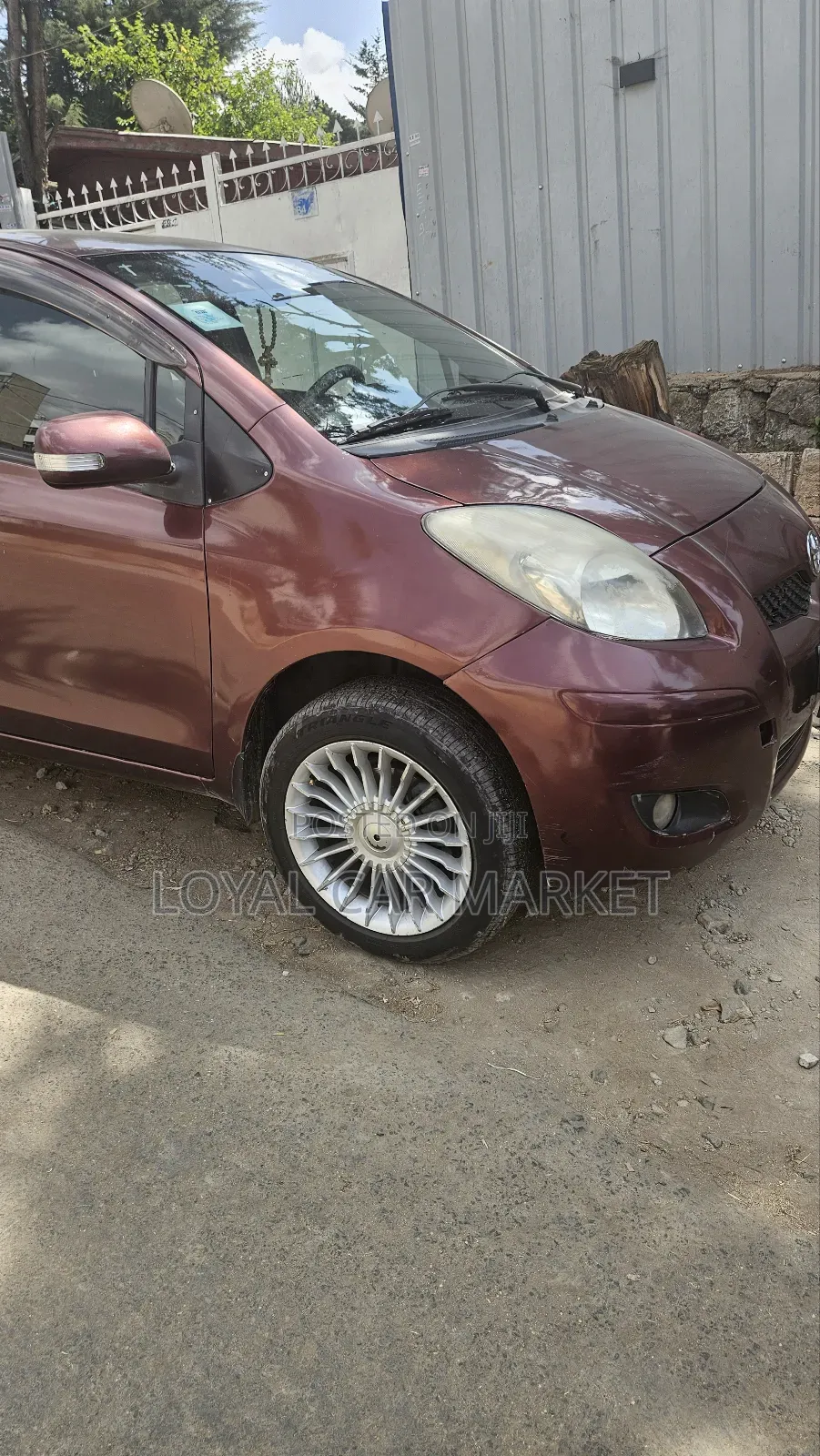 Toyota Yaris 2010 Burgundy
