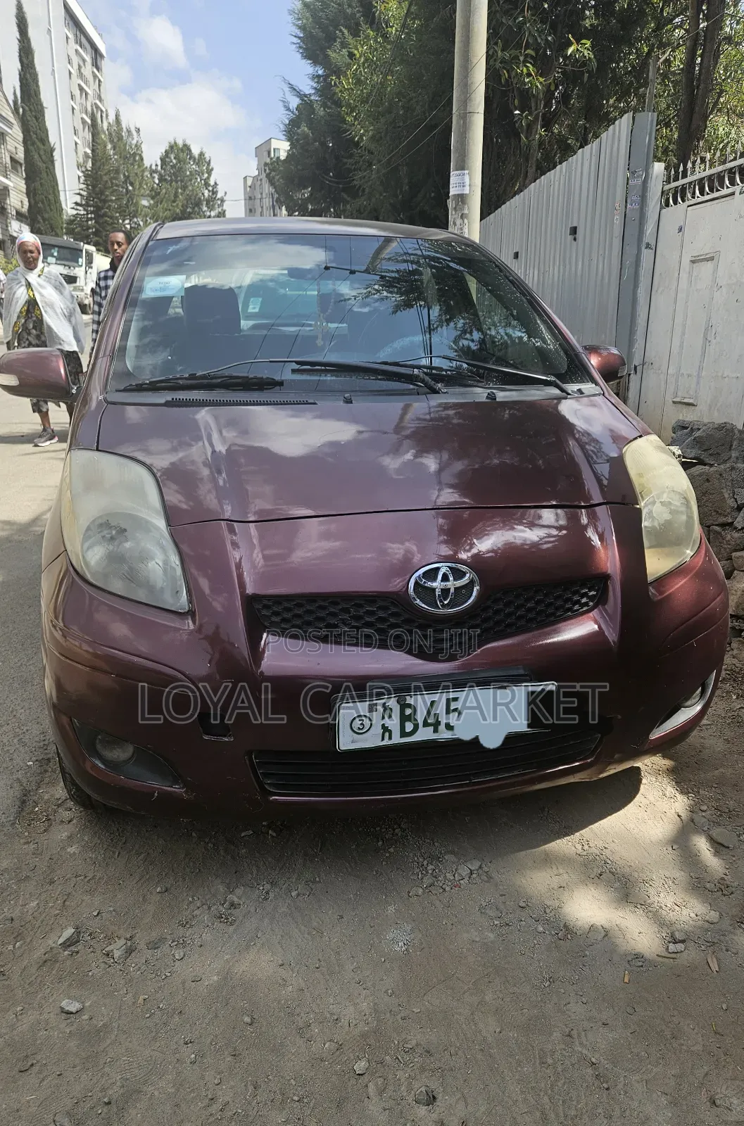 Toyota Yaris 2010 Burgundy